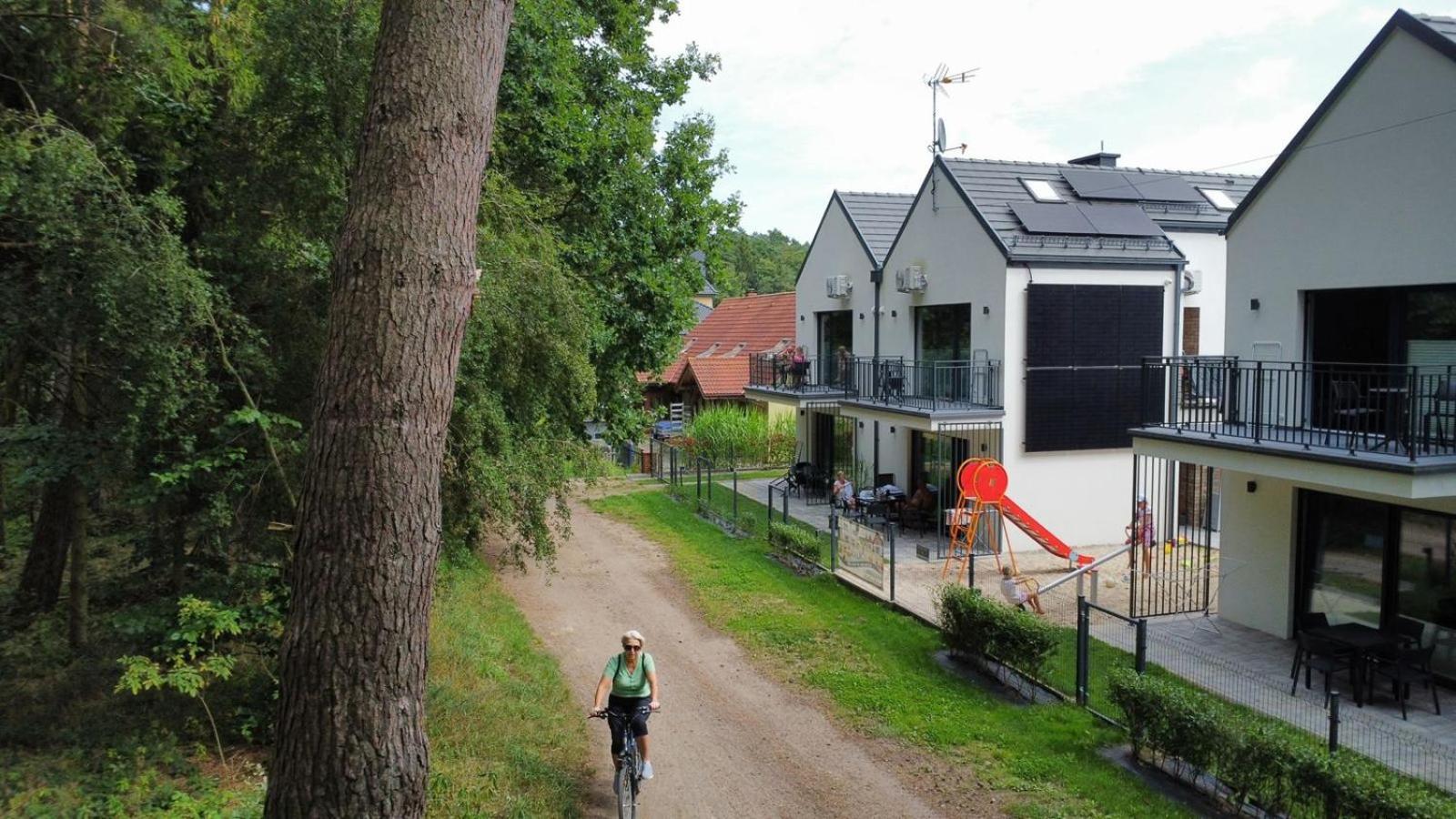Apartamenty W Sam Las By Klif Ustka Exterior foto